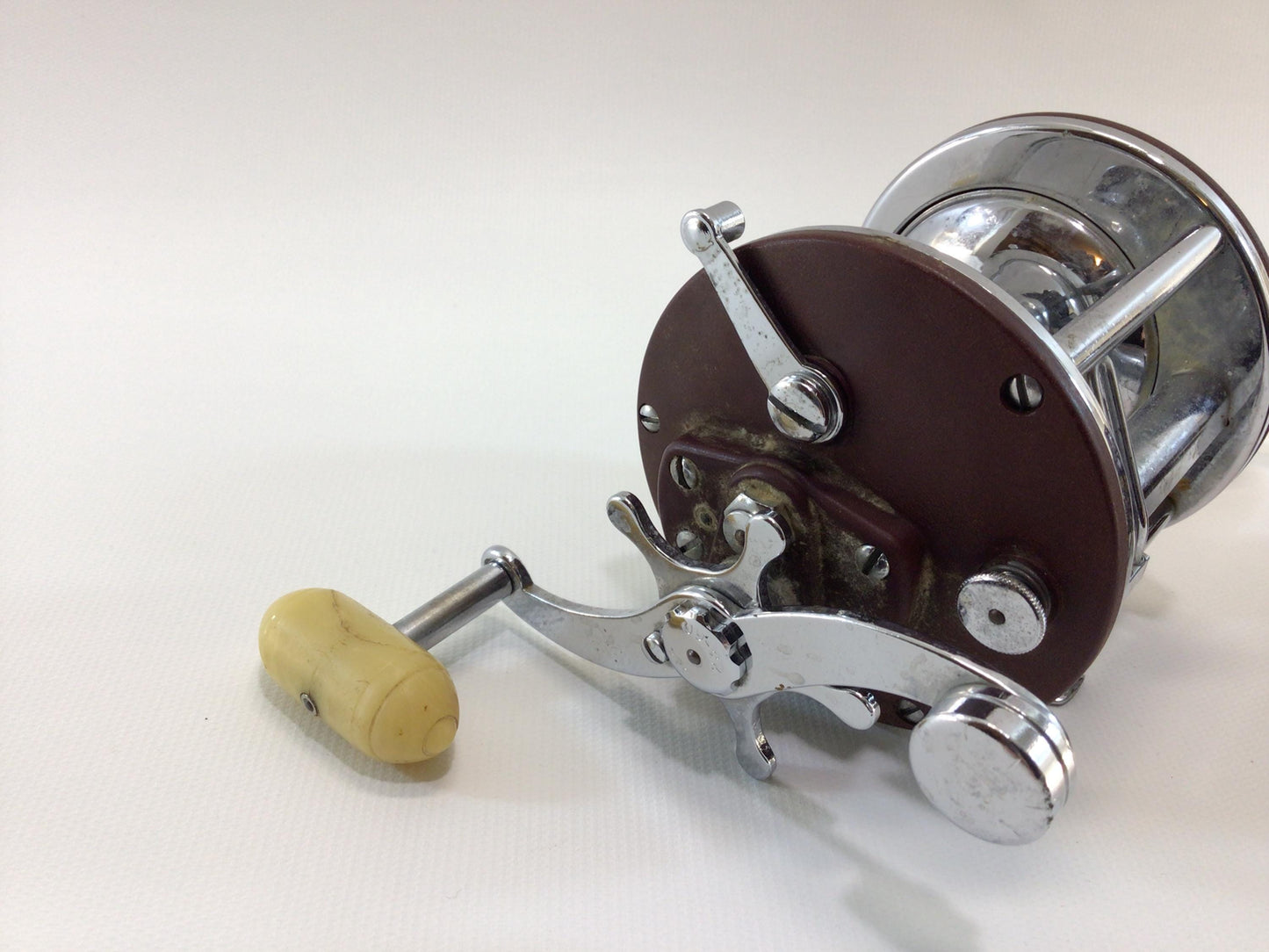 Penn Peer No 209 Baitcasting Fishing Reels Vintage Outdoor Sporting Equipment - Broken Parts Repair Pieces