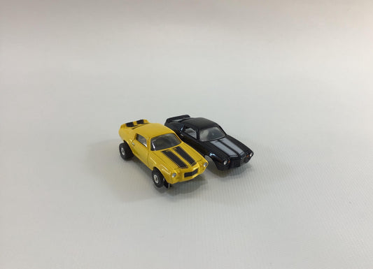 Playing Mantis 2002 HO Scale Vintage Chevrolet Camaro Toy Slot Car - UNTESTED with Extra Body