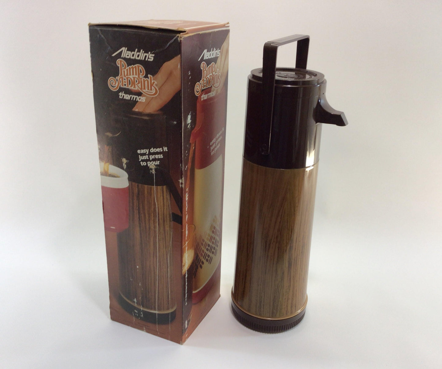 Aladdin Pump A Drink Thermos Wood Grain Pattern Vintage Outdoor Camping Picnic Beverage Container