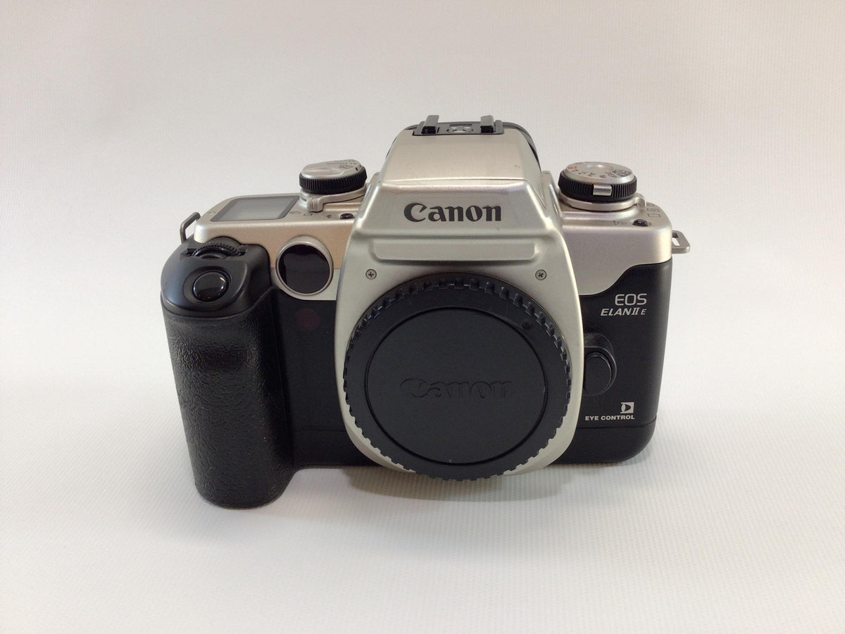 Canon 35mm EOS Elan II E Camera Body and EF 28- 80mm Zoom Lens Vintage Photography Equipment