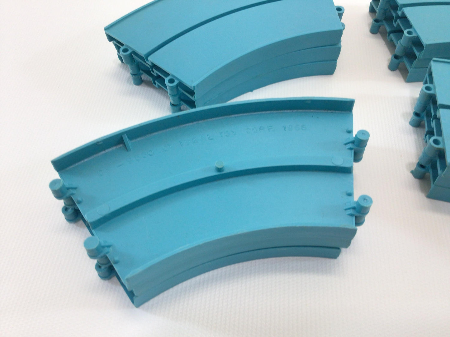 Ideal Jalopy Show Down 12 Blue Curves Vintage Toy Slot Car Track Replacement Parts Pieces