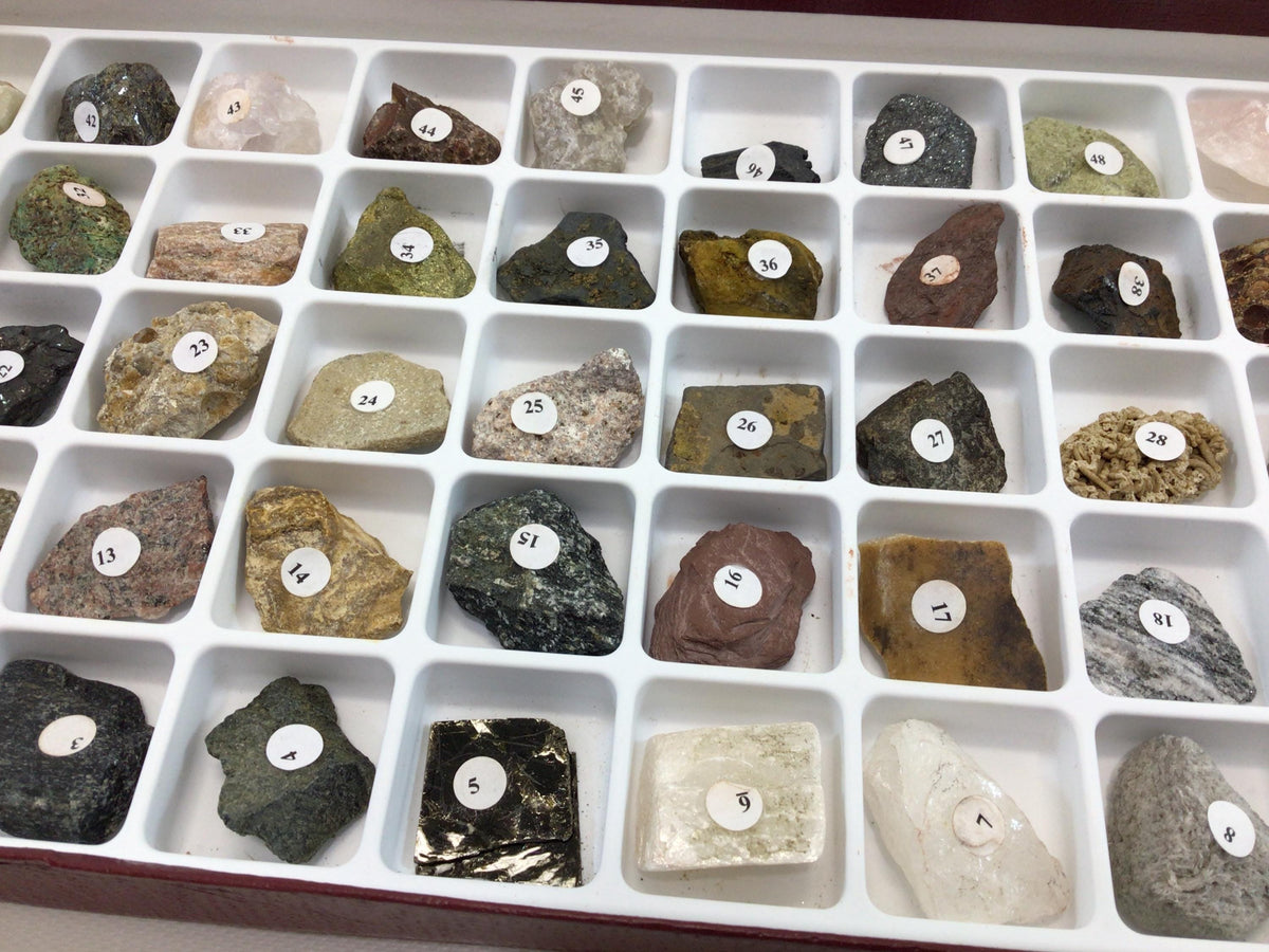 Rock and Minerals Carolina Classroom Collection GEO 190