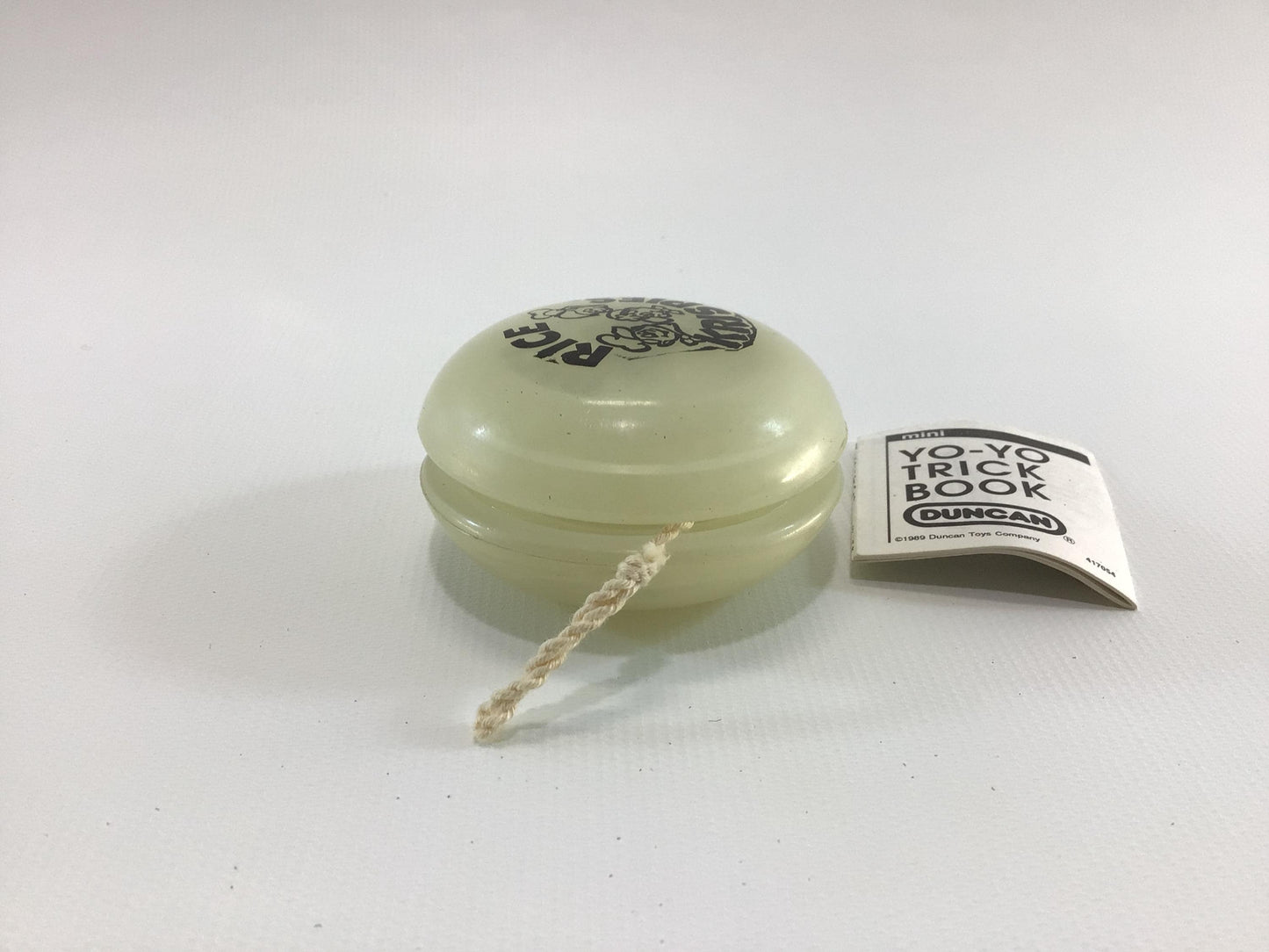 Duncan Imperial Glow in the Dark YoYo Vintage Kellogg's Snap Crackle and Pop Advertising Giveaway Toy Cereal Premium