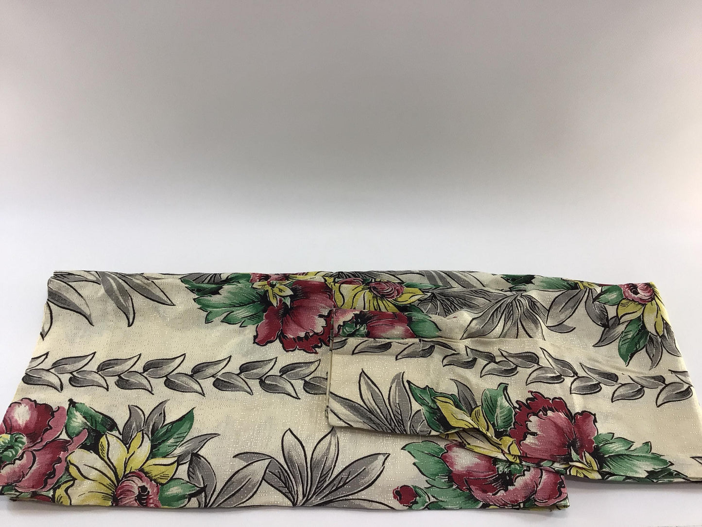 Retro 70s Floral Pattern Vintage Pinch Pleat Drapes 39 x 86 Inch Pair of Panels