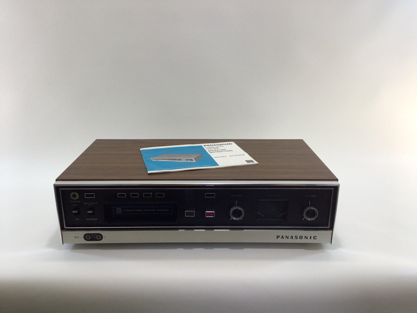Panasonic 8 Track Stereo Cartridge Tape Deck Model RS-803US Vintage 1970s Electronics Component