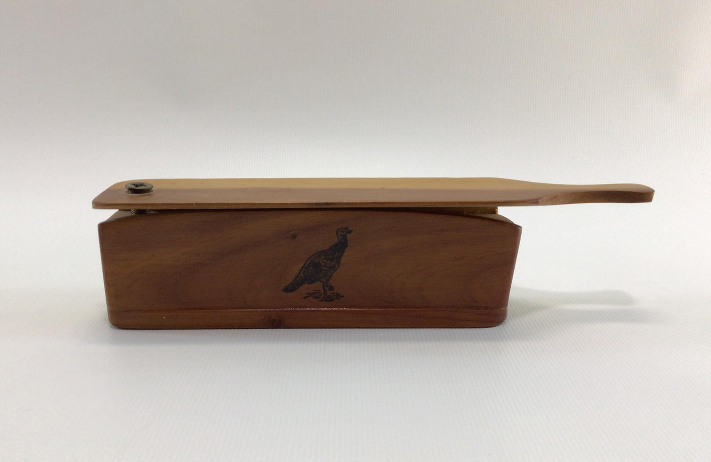 Cedar Turkey Call Glenn's Hens Glenn Nace Kokomo Mississippi Handmade Vintage Outdoor Sporting Hunting Equipment