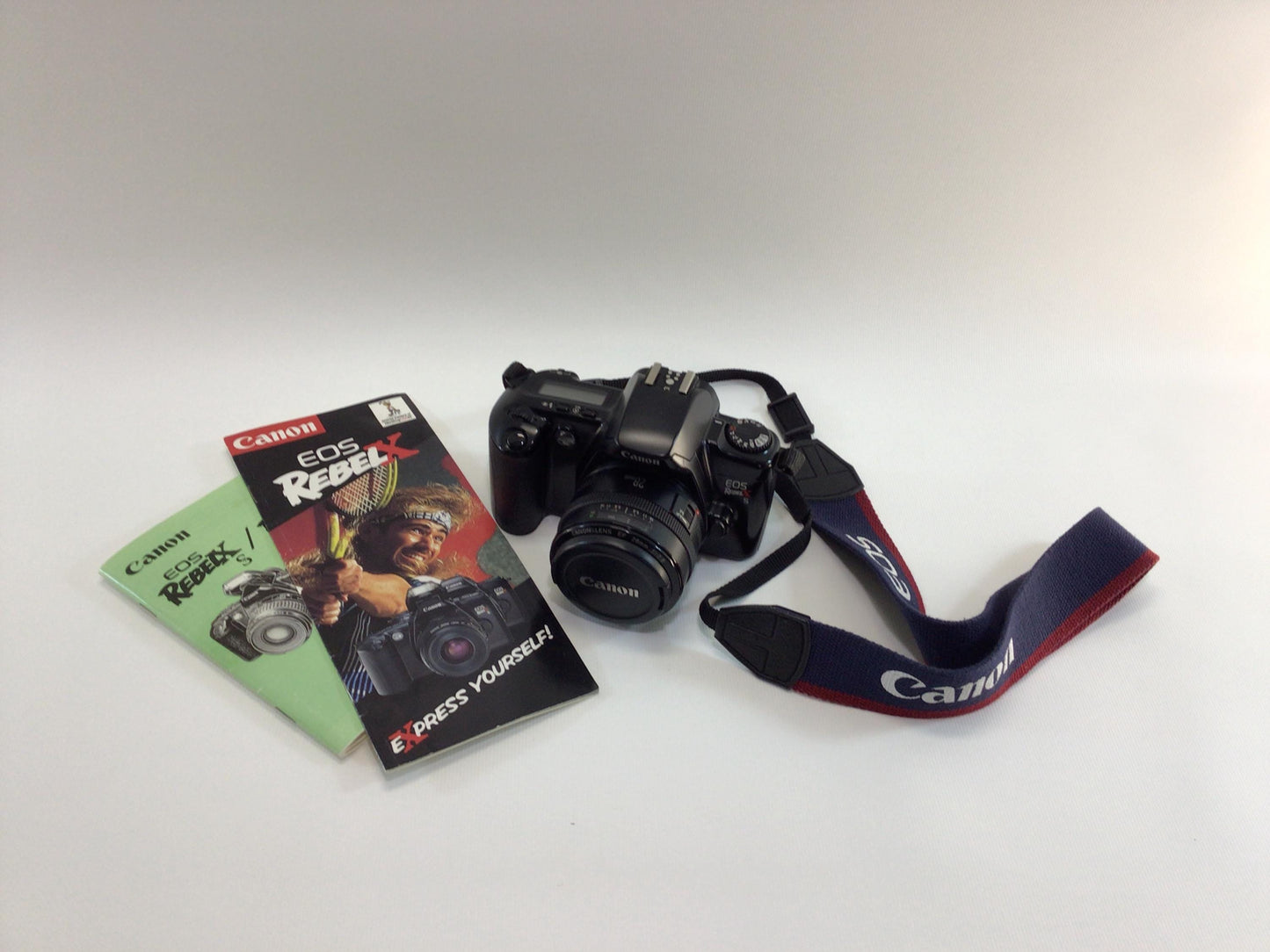 Canon EOS Rebel X s 35mm Camera with 28mm  EF Lens Vintage Photography Equipment - Untested