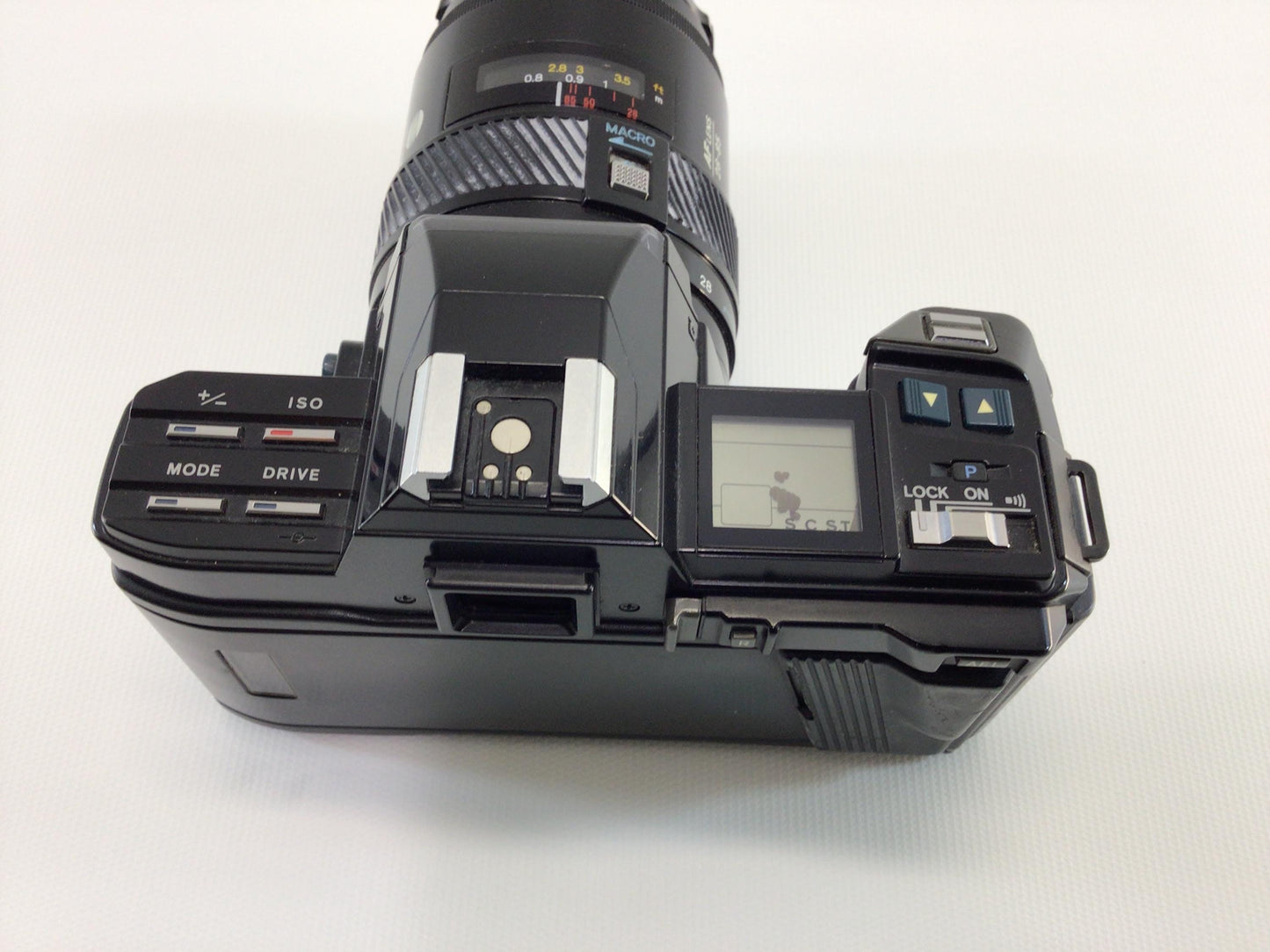 Minolta 7000 Maxxum 35mm Camera with 28-85mm AF Zoom Lens Vintage Photography Equipment - Untested