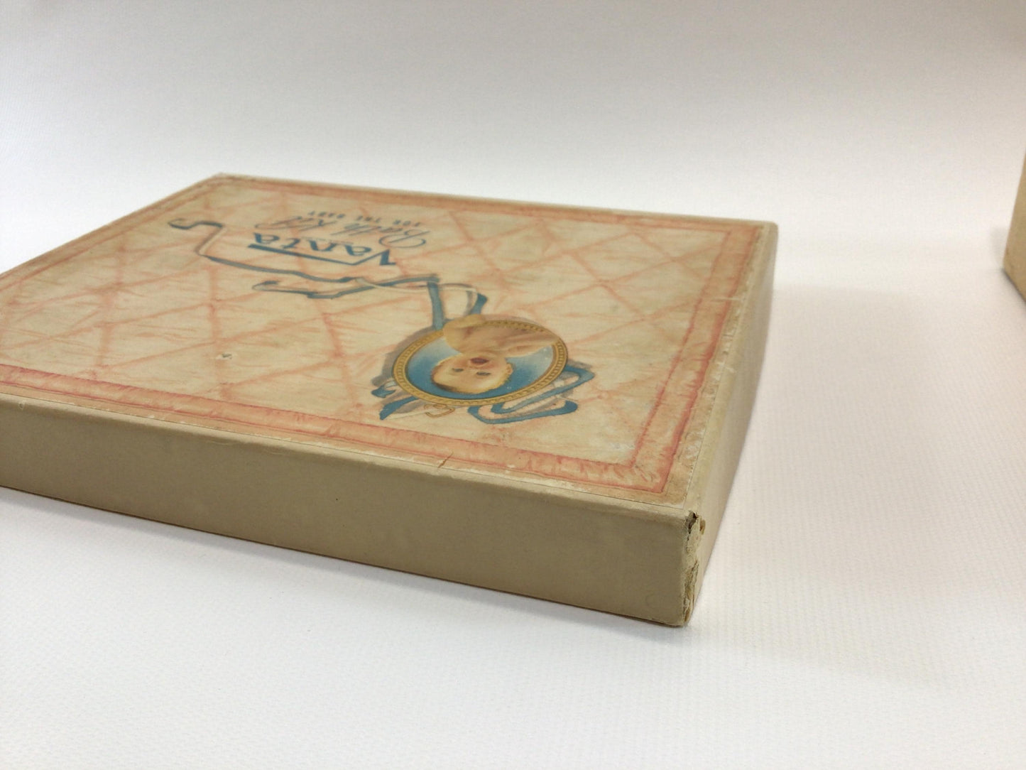 Antique Boxed Gift Set Vanta Bath Kit for the Baby Talc Powder Tins Bath Oil and Advertisement Ephemera