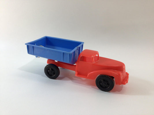 Playwell Products 7" Plastic Grain Truck Vintage 1960s Dime Store Toy Farm Vehicle