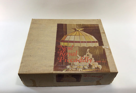 New Royal Piccadilly Hanging Lamp Kit American Handicrafts Tiffany Style Cathedral Glass DIY Home Decor 1971 Tandy Corp.