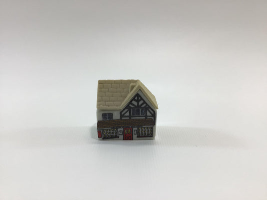 Wade Miniature Porcelain  Whimsey-On-Why 1981 Set 2 Post Office Vintage Collectible Figurine