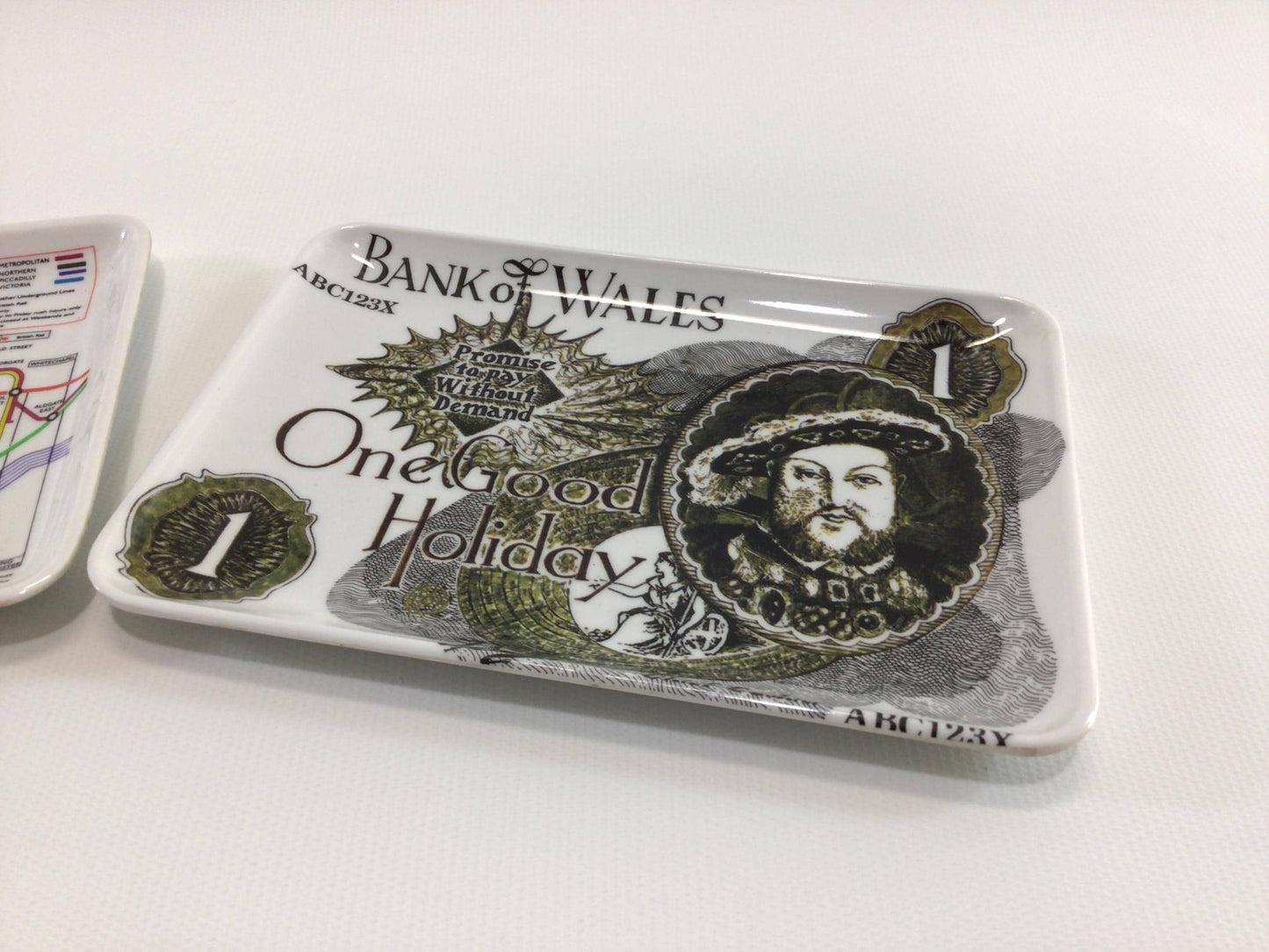 Souvenir Change Dish Trays Vintage Made in Italy Melamine Bank of Wales and London Underground Map