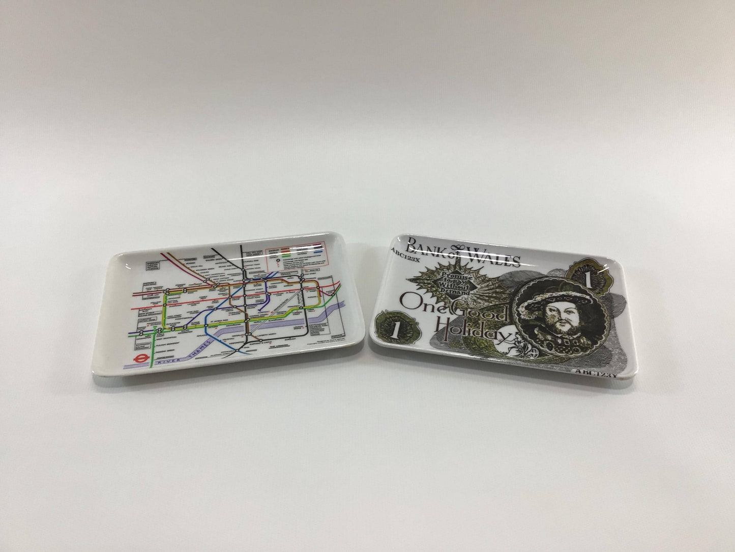 Souvenir Change Dish Trays Vintage Made in Italy Melamine Bank of Wales and London Underground Map