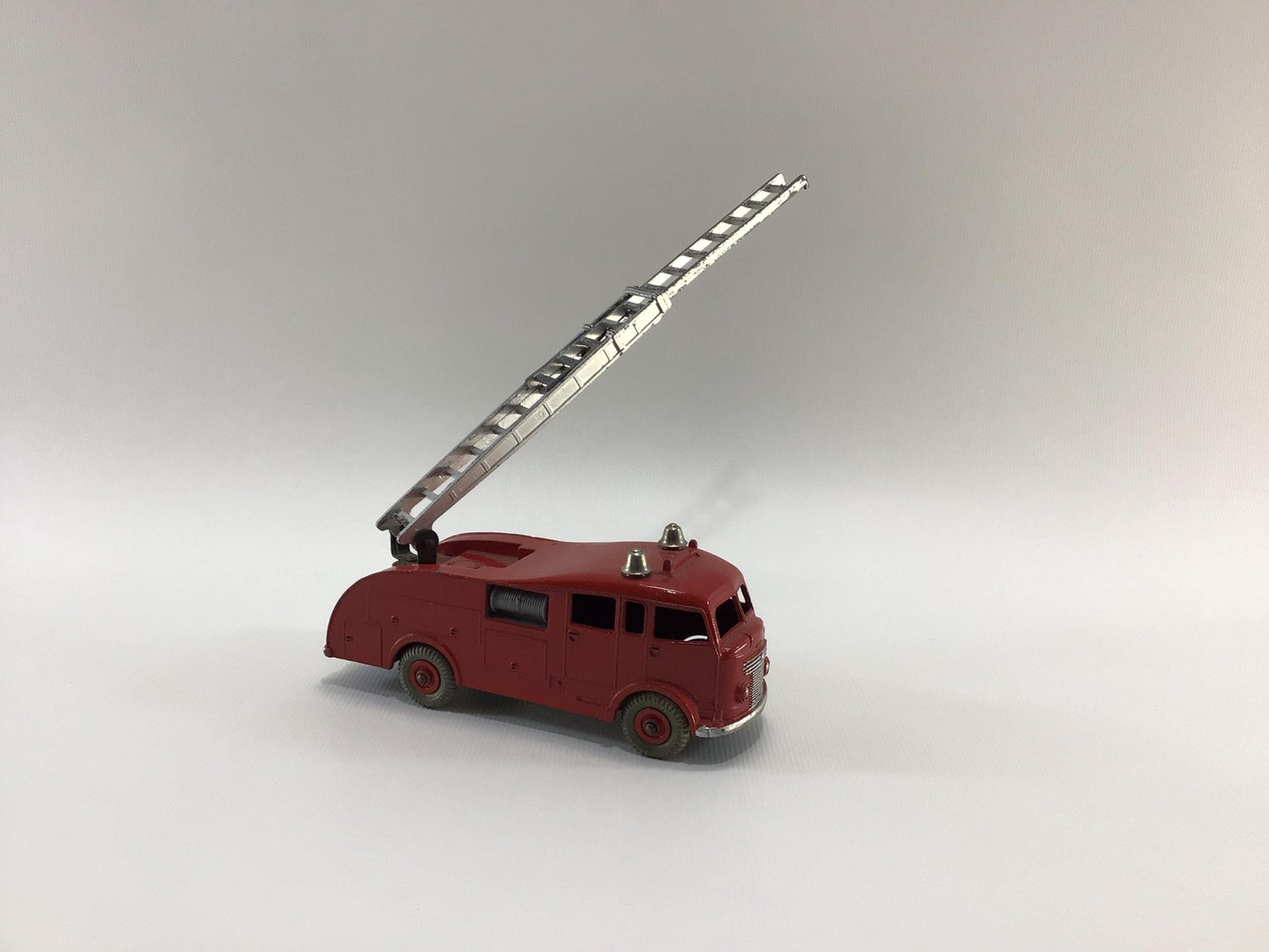 Dinky Toys Fire Engine 555 Ladder Truck Vintage Die Cast Toy Vehicle