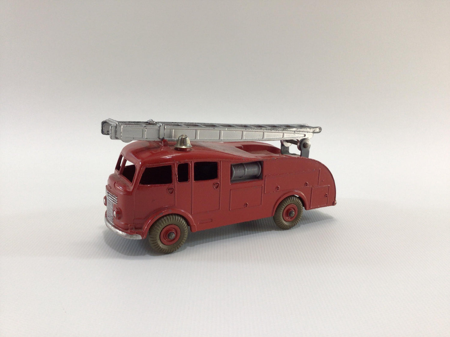 Dinky Toys Fire Engine 555 Ladder Truck Vintage Die Cast Toy Vehicle