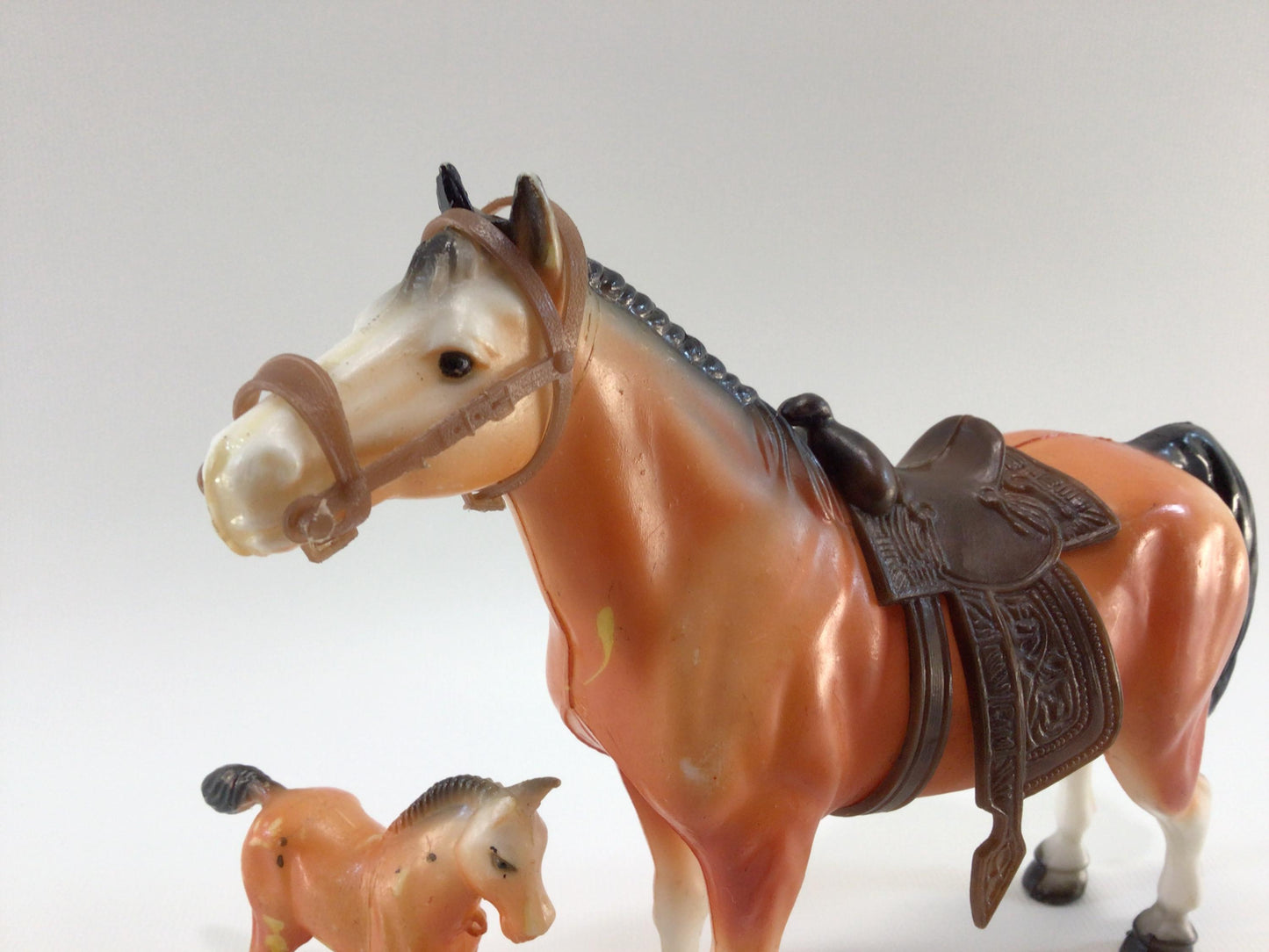 WS Toys Saddled Horse and Colts Vintage Molded Hard Plastic Toy Figurines