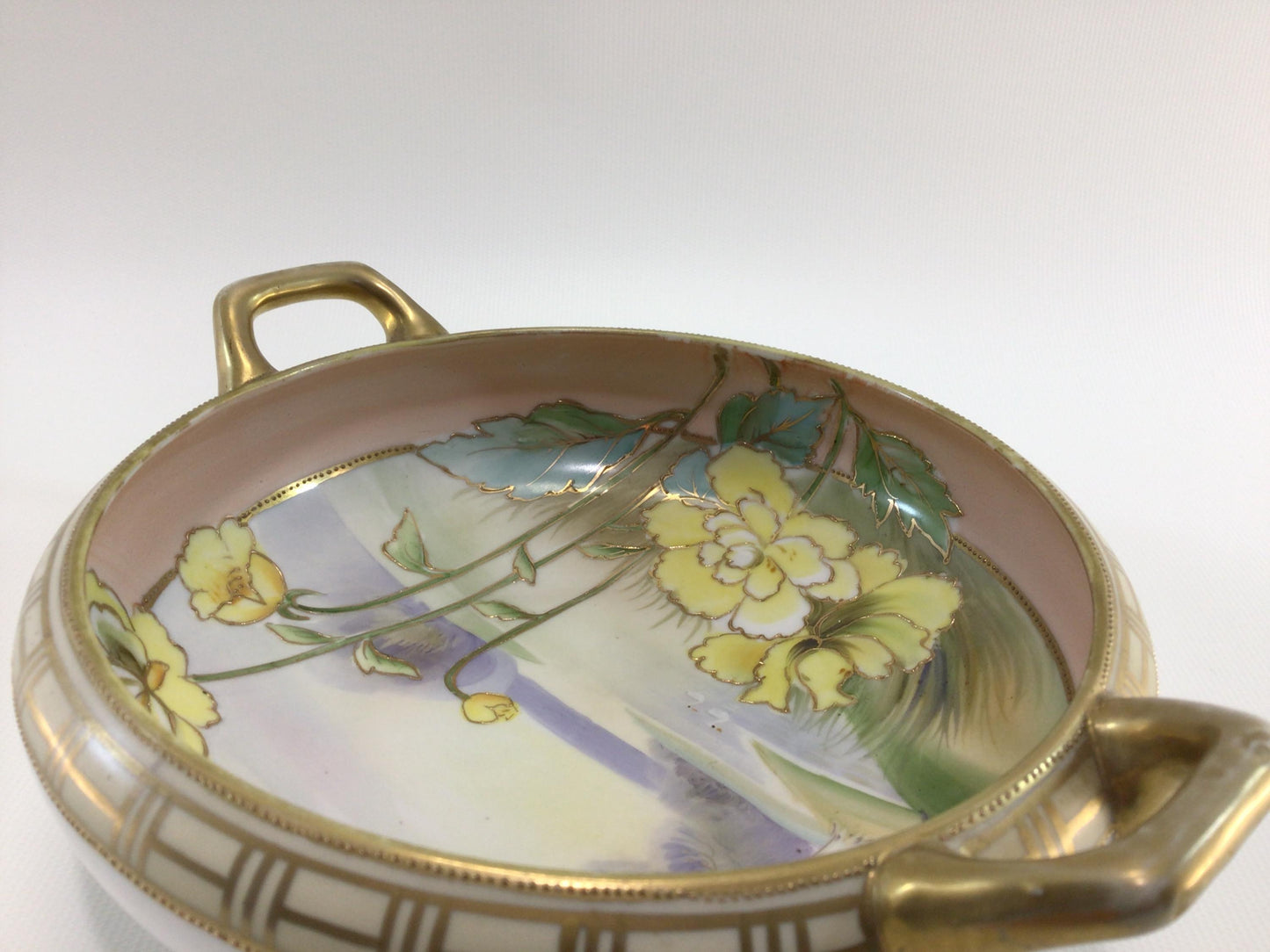 Antique Quality Nippon Porcelain Ceramic 7" Bowl with Hand Painted Yellow Poppy Floral Motif and Accents