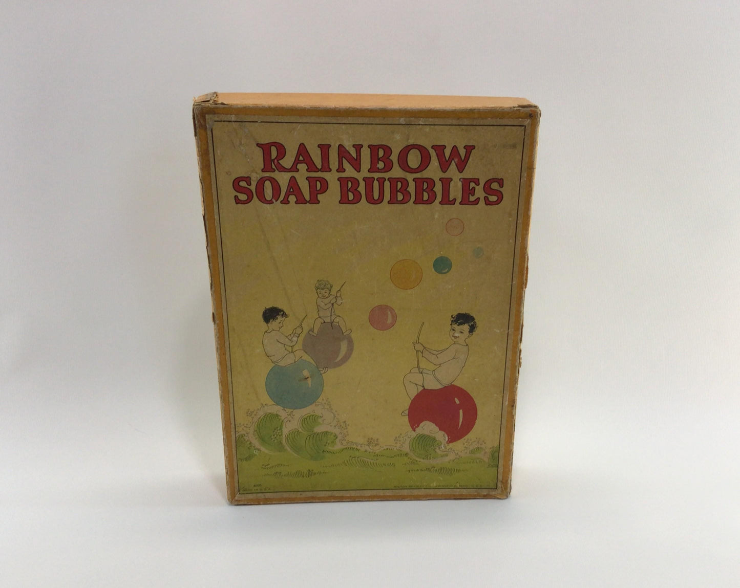 Milton Bradley Rainbow Soap Bubbles No 4695 Vintage Toy Bubble Blowing Playset