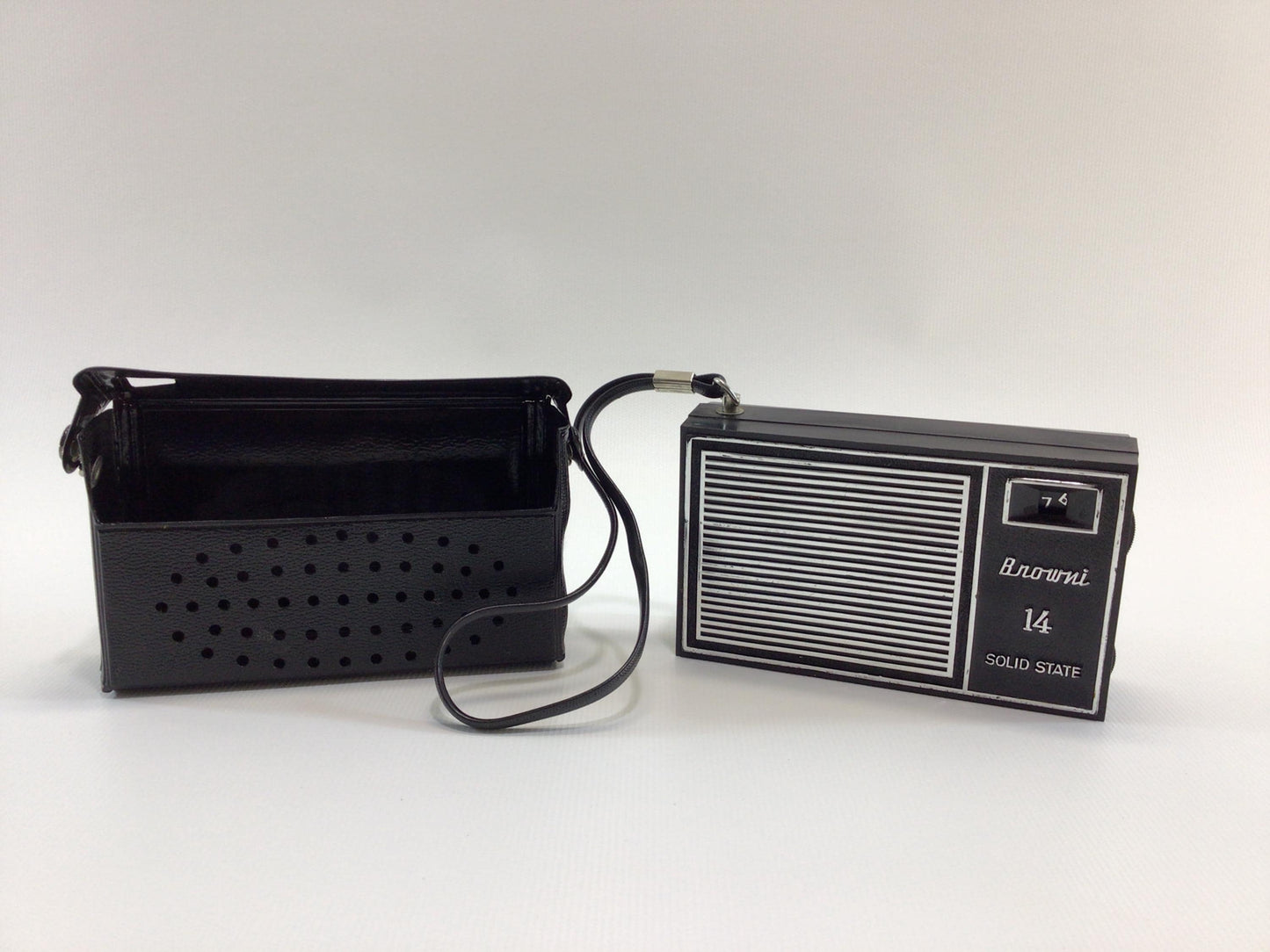 Vintage 5 Transistor Pocket AM Radio Browni 14 Solid State Analog Audio Electronics - Nonworking Parts Repair Display