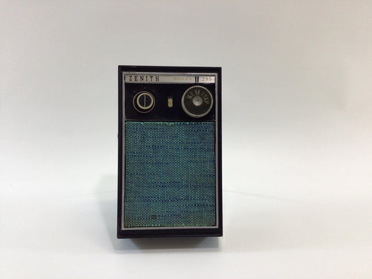 Zenith Royal 285-Y 8 Transistor MW Radio Vintage Analog Audio Electronics - Nonworking Parts Repair Display