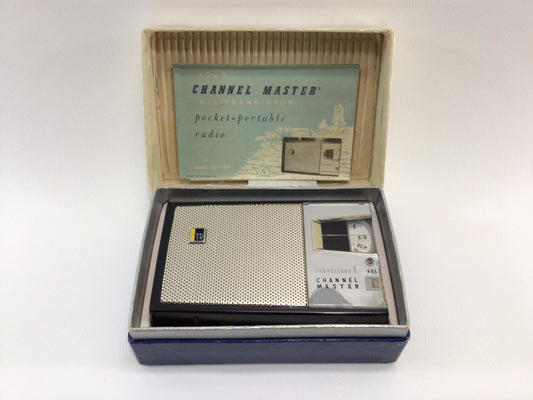 Vintage 6 Transistor Pocket AM Radio Channel Master Model 6501 Analog Audio Electronics - Nonworking Parts Repair Display
