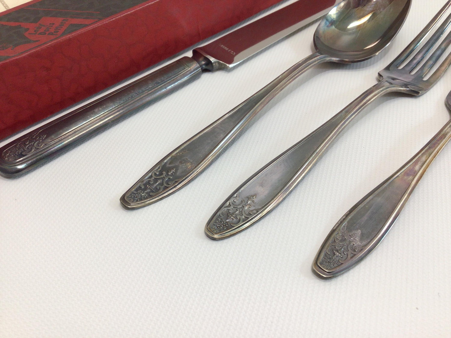 Lady Doris Pattern Silverware Service for One Vintage Quality Made Flatware Set
