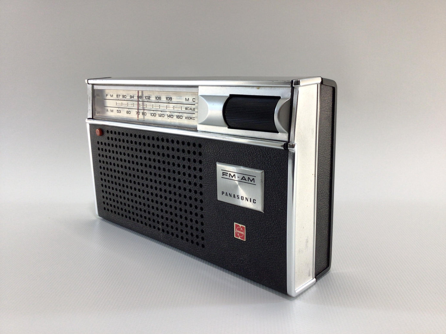 Vintage 9 Transistor AM FM Pocket Radio Panasonic Model RF-680 Analog Audio Electronics - Nonworking Parts Repair Display