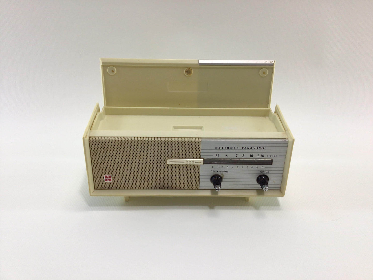 Vintage 6 Transistor AM Night Stand Radio Panasonic Model R-8 Analog Audio Electronics - Nonworking Parts Repair Display