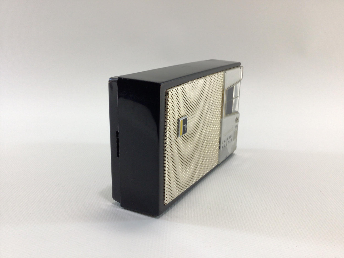 Vintage 6 Transistor Pocket AM Radio Channel Master Model 6501 Analog Audio Electronics - Nonworking Parts Repair Display
