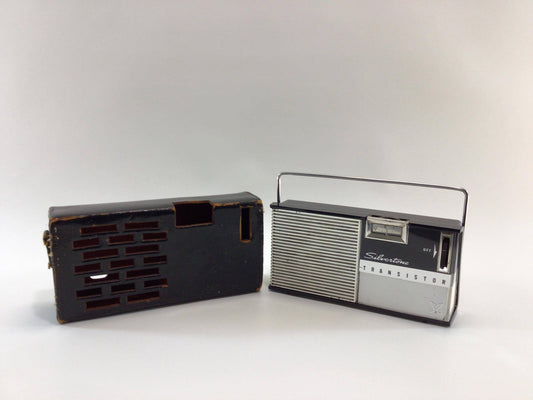 Vintage 6 Transistor Pocket MW Radio Sears Roebuck Silvertone Model 214 Analog Audio Electronics - Nonworking Parts Repair Display