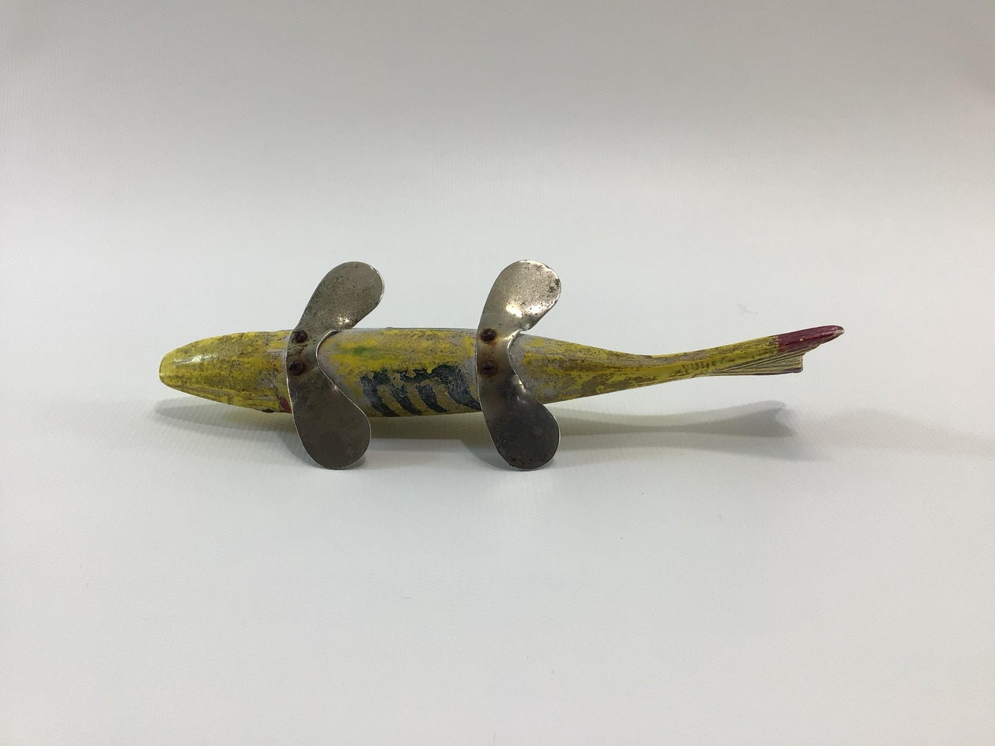 Plastic Body 6" Yellow Fish Decoy Vintage Outdoor Sport Fishing Tackle