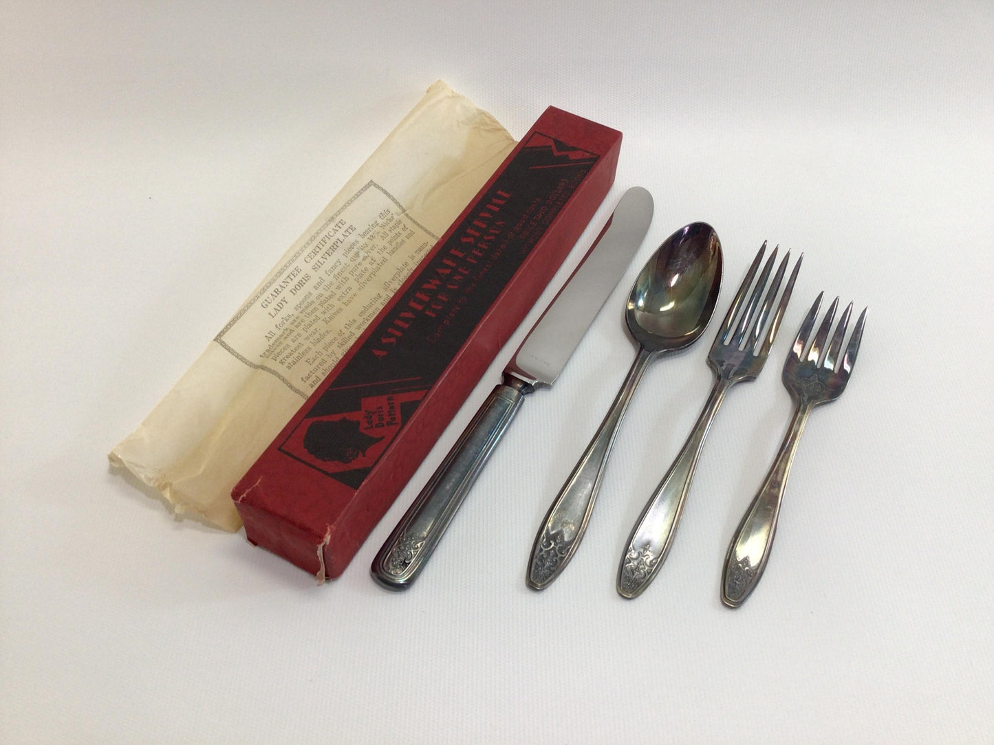 Lady Doris Pattern Silverware Service for One Vintage Quality Made Flatware Set