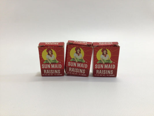 Sun Maid Raisins 1/2 oz Snack Boxes Vintage School Lunch Ephemera