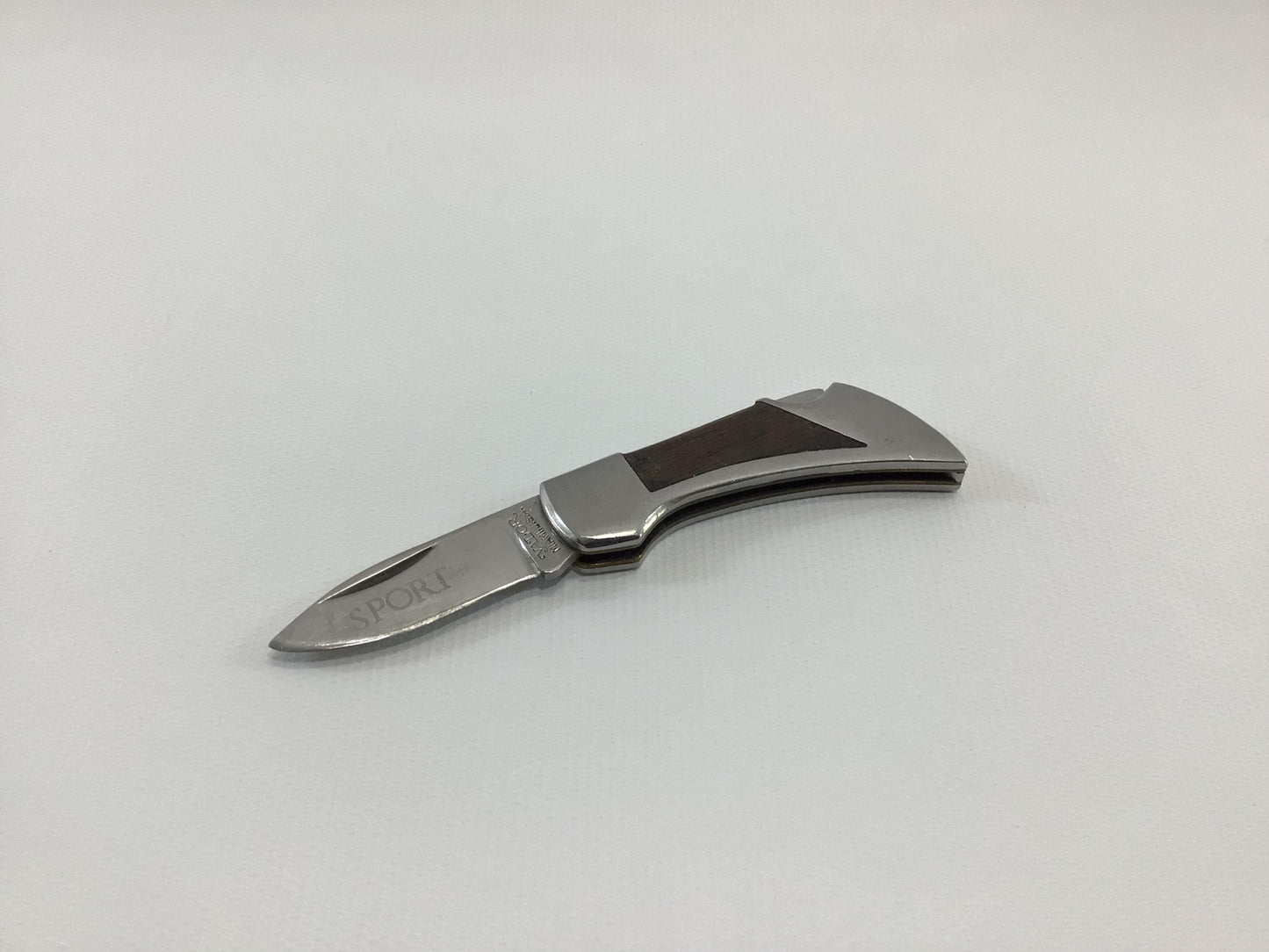 Valor Sport Single Lock Blade Pocket Knife Quality Made in USA 440 Japan Stainless Steel