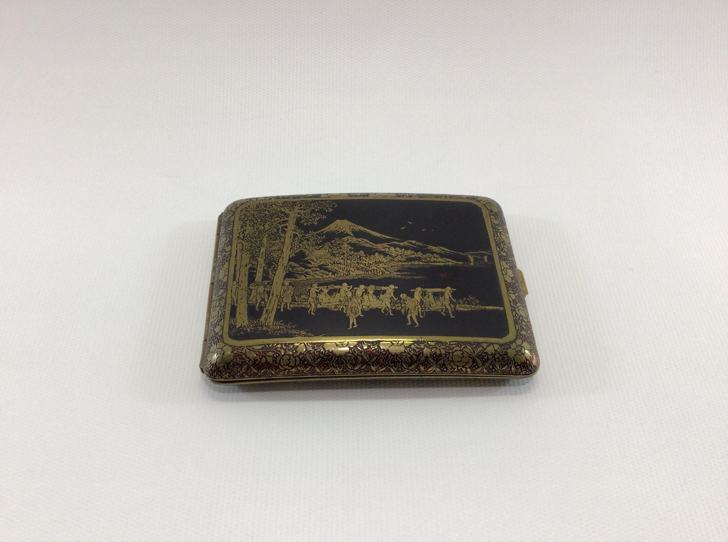 Mid Century Cigarette Case Damascene Mt Fuji Motif Quality Made Vintage Tobacciana Collectible