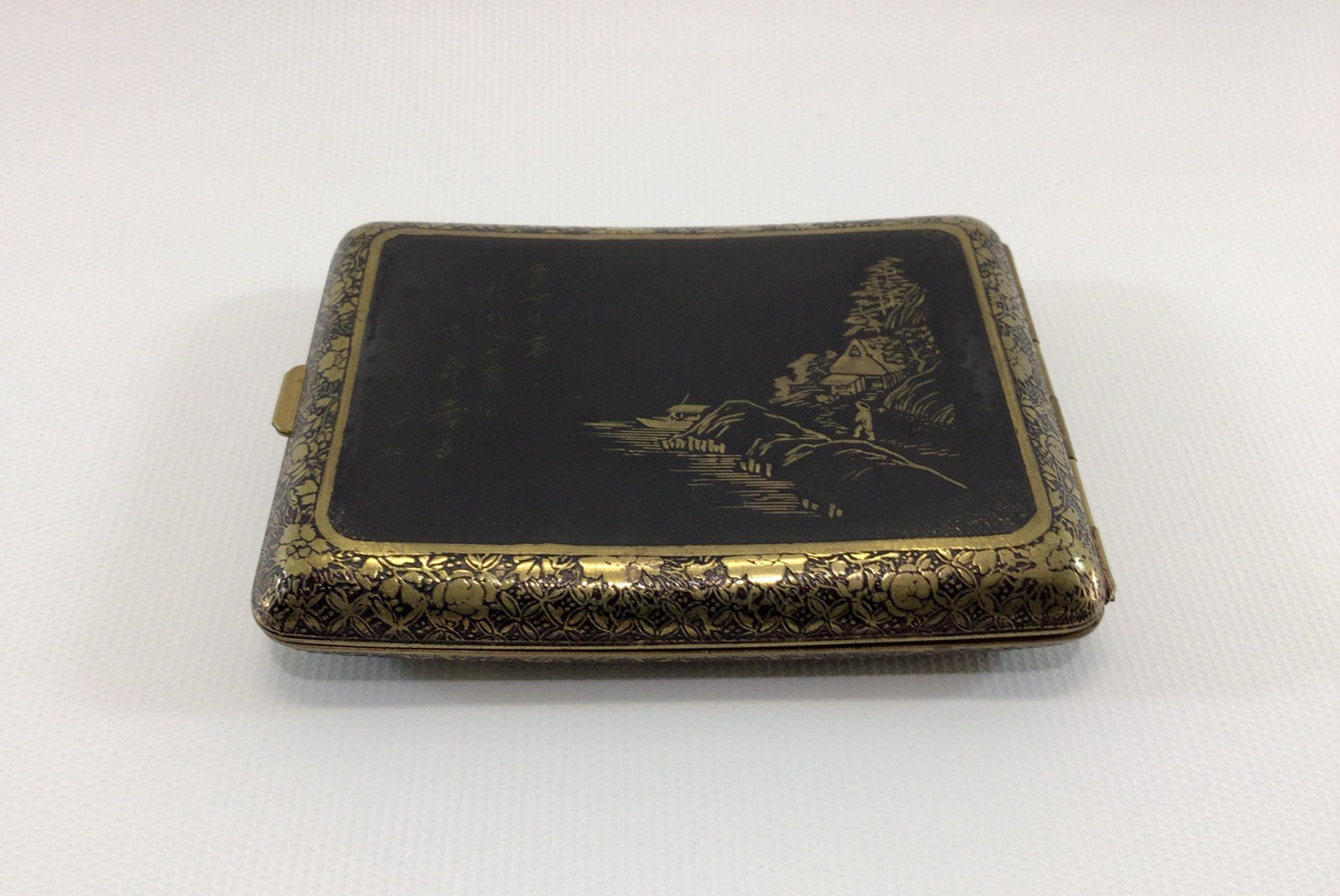 Mid Century Cigarette Case Damascene Mt Fuji Motif Quality Made Vintage Tobacciana Collectible