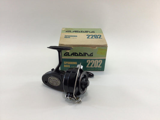 Gladding 2202 Spinning Reel Vintage Made in Hong Kong Outdoor Sporting Equipment Fishing Tackle