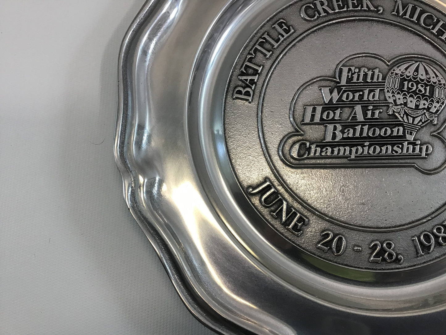 1981 RWP Pewter Collector Plate Hot Air Balloon Championship Battle Creek Michigan Wilton Armetale Plough