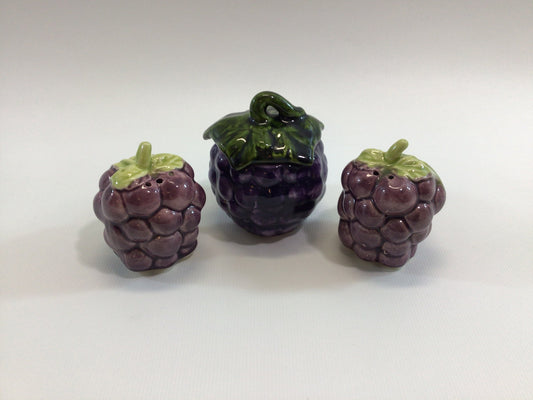 Grapes Jam Jar Salt & Pepper Shaker Set Vintage Mid Century Purple and Green Made in Japan