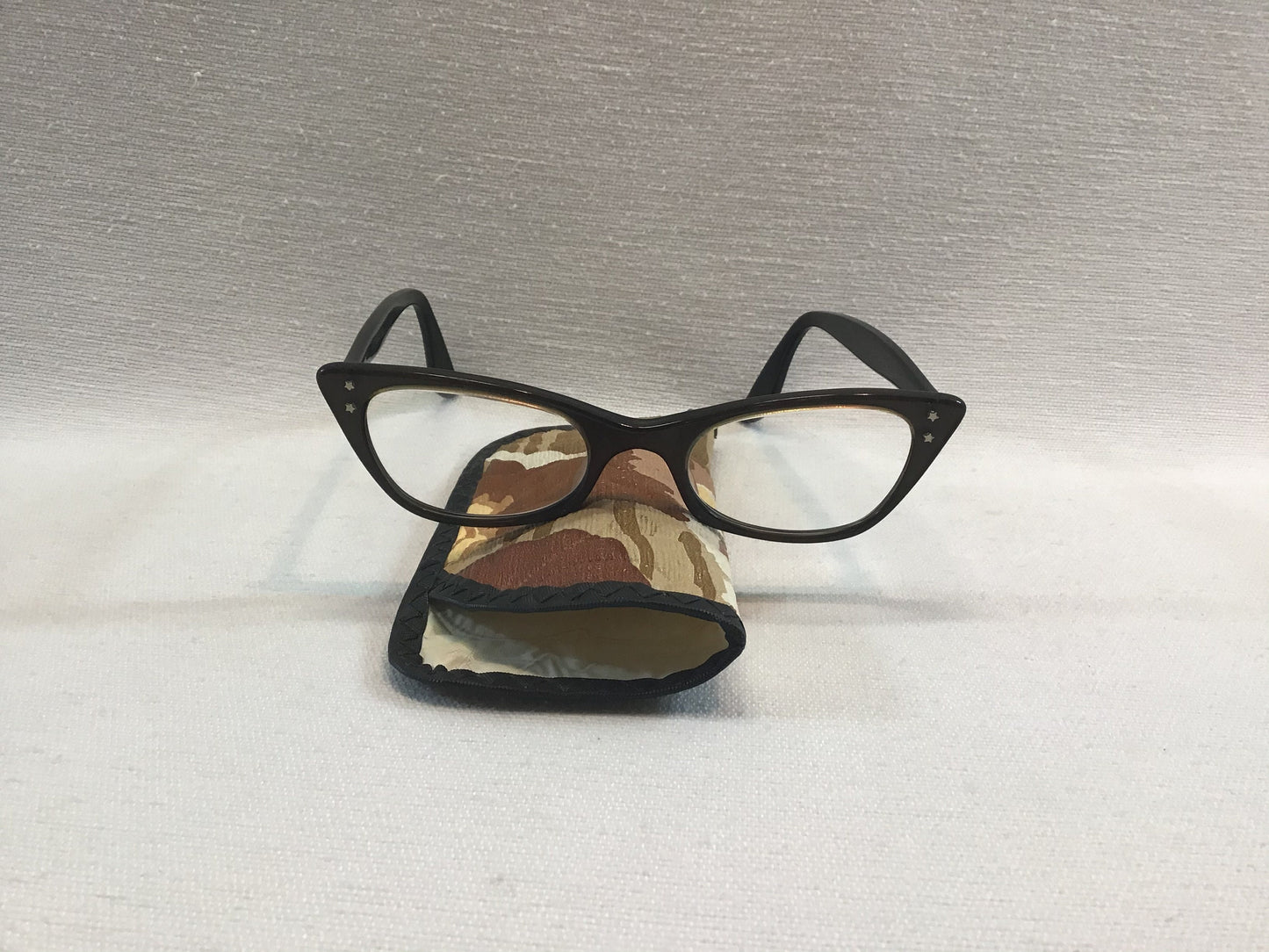 1970s Cat Eye Double Star Eyeglasses SR USA Tortoise Shell Small Narrow