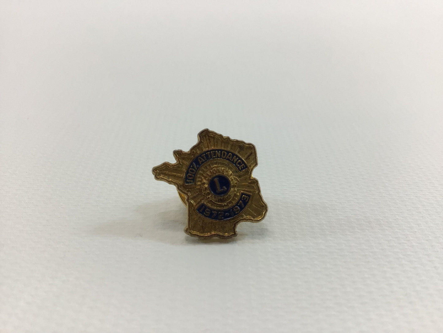 Vintage Lions Club International Hat Pin 100% Attendance 1973 Miami