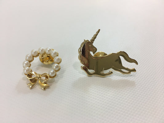 Gold Tone Unicorn Wreath Faux Pearls Fashion Pins