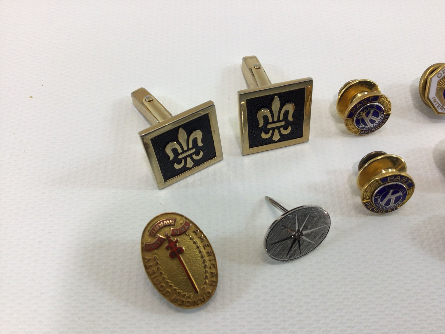 Vintage Men's Jewelry Accessory Lot Lapel Pins Gold Filled and Sterling Silver and Swank Fleur De Lis Cufflinks