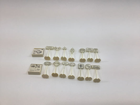 Model Railroad HO Scale White Street Signs Lot of Vintage Miniature Diorama Parts Pieces