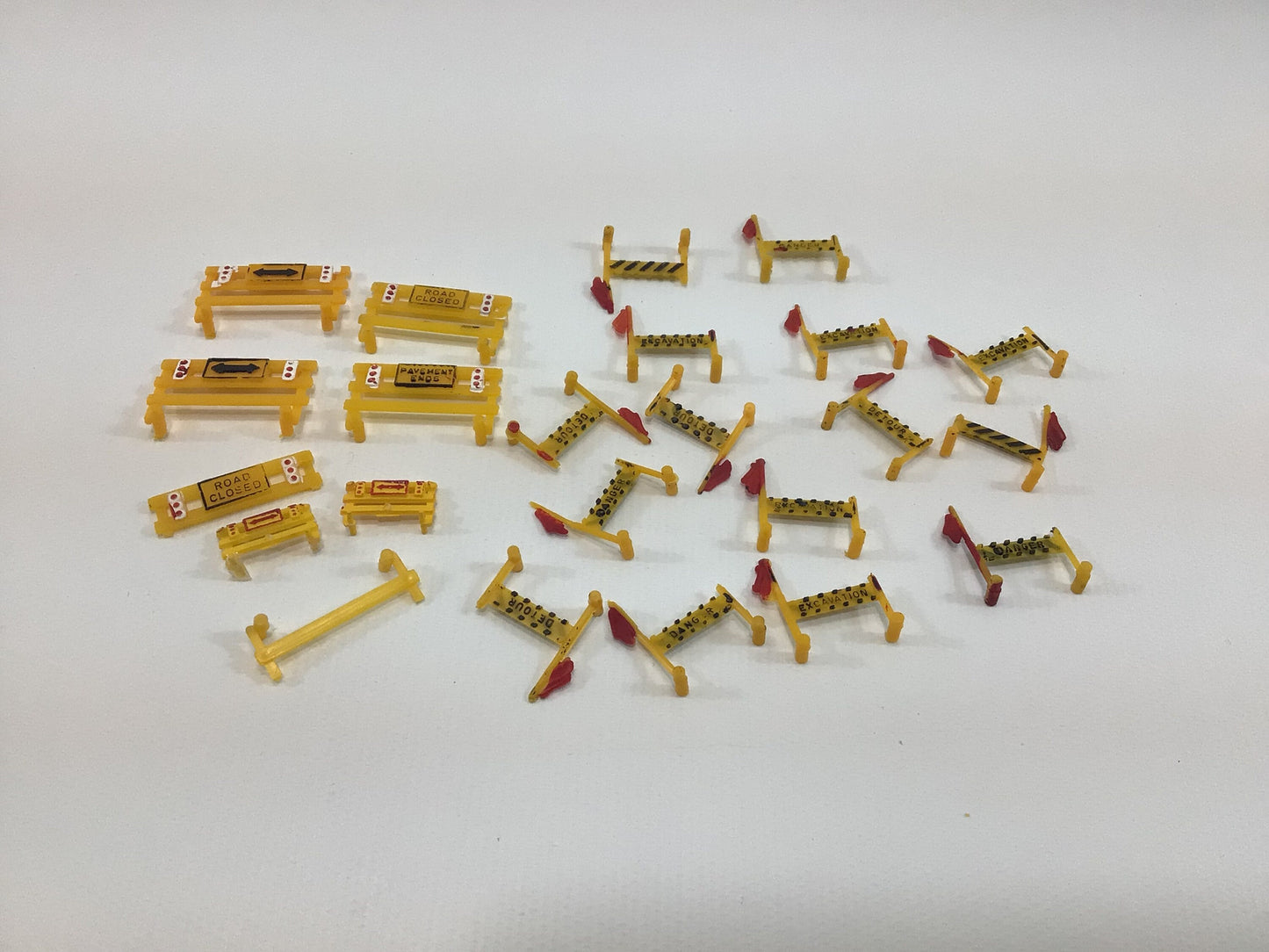 Model Railroad HO Scale Road Work Barriers Lot of Vintage Miniature Diorama Parts Pieces