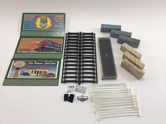 Model Railroad N Scale Miscellaneous Lot of Vintage Miniature Diorama Parts Pieces