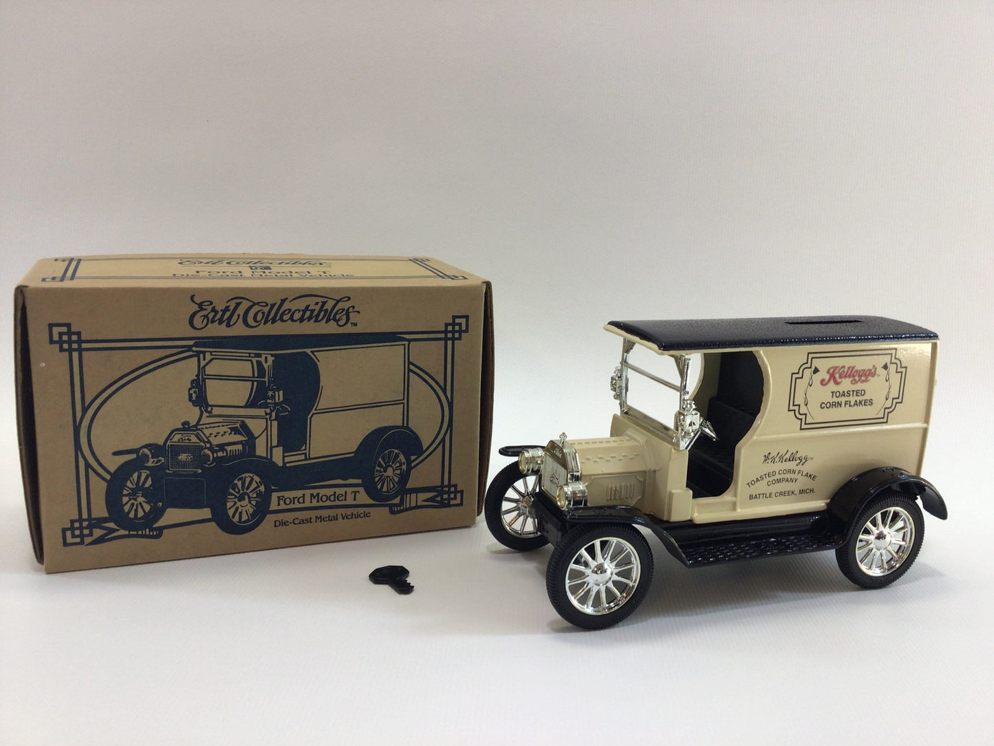 Ertl 1912 Ford Open Front Panel Side  1/25  Scale Diecast Model Coin Bank Kellogg's Corn Flakes Advertising