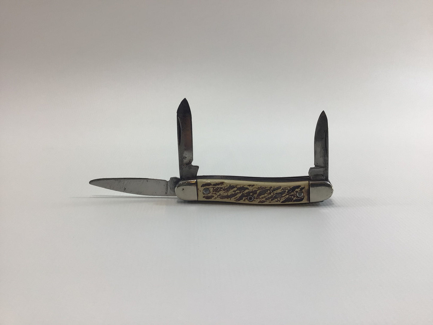 Vintage Pocket Knife Stockman Three Blade Colonial Made in USA