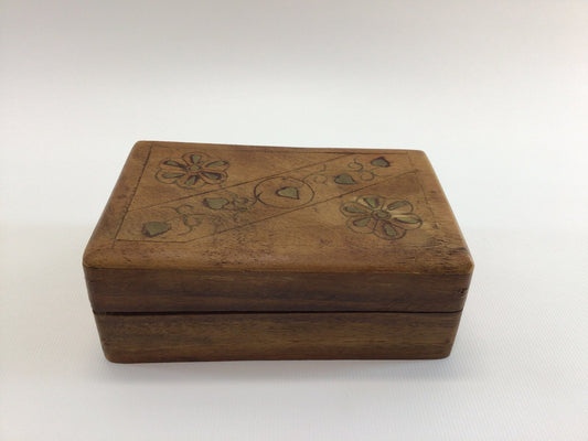 Vintage Cedar Wood Lined Trinket Box Brass Inlay Pyrography Flowers Motif Rustic Cottage Core Home Decor Jewelry Memento Storage Container